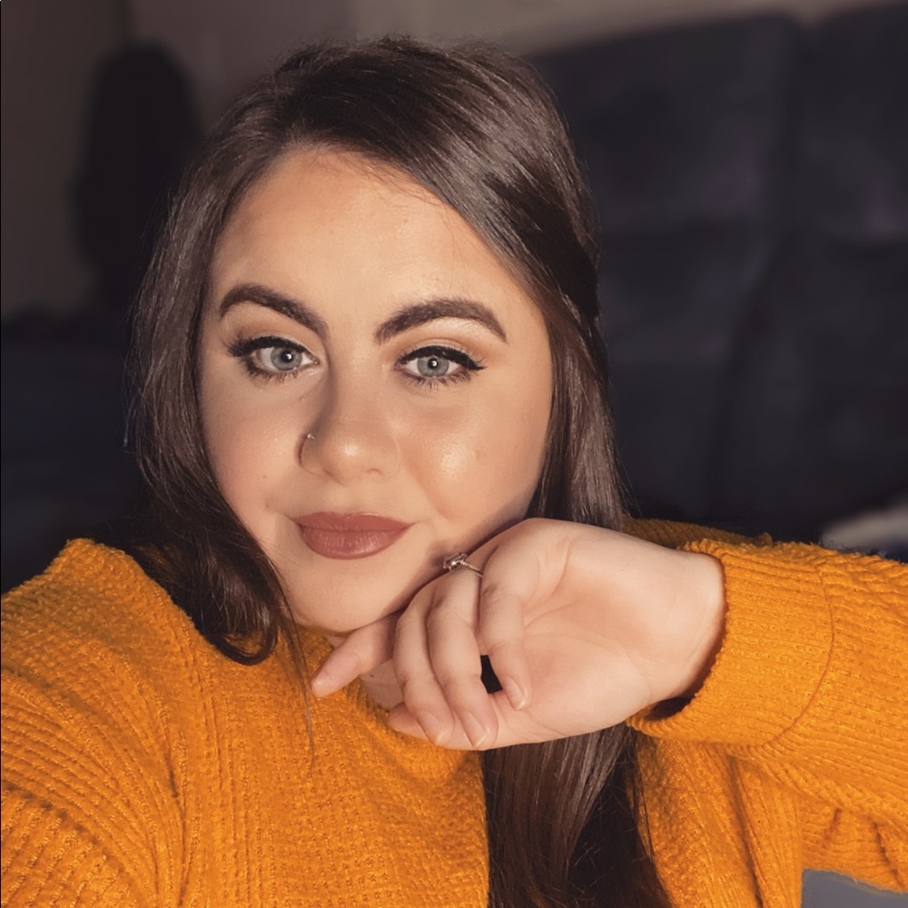 Meet your Posher, Marisa